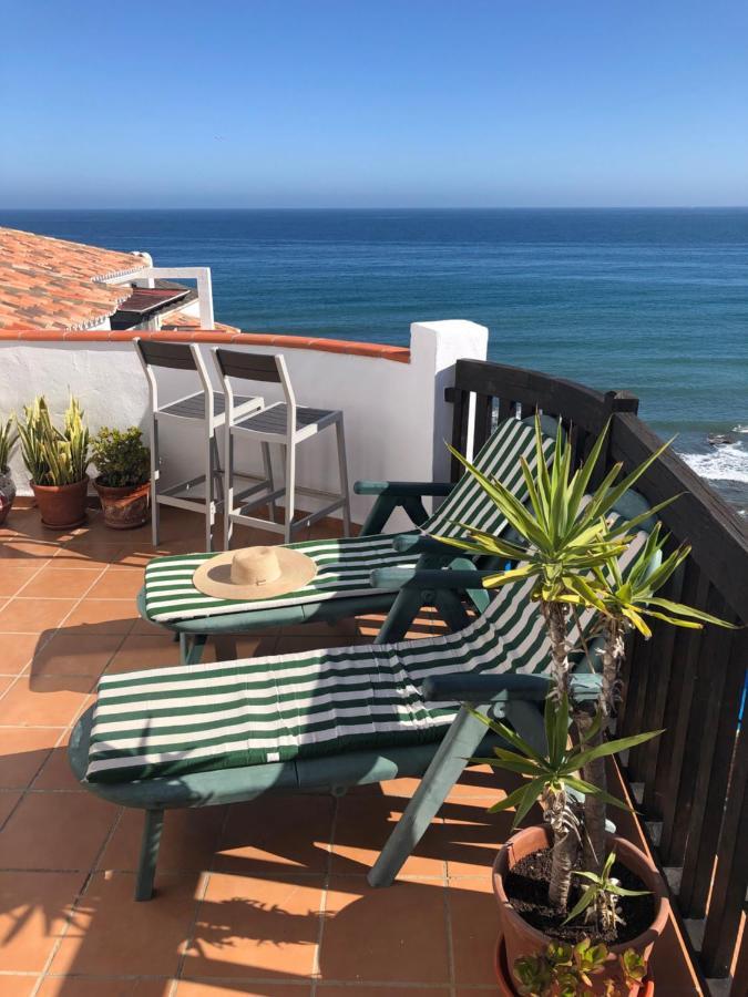 Beachfront Penthouse Apartment With Large Terrace And Breathtaking Sea Views Close To Marbella Spain Sitio de Calahonda エクステリア 写真